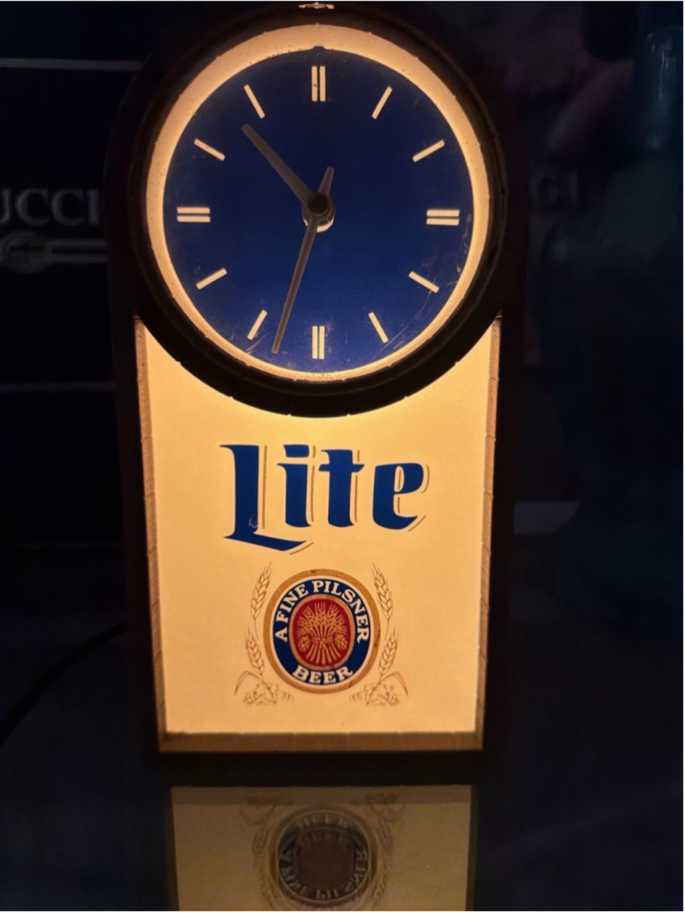 Vintage Lite Beer illuminated advertising clock featuring the classic